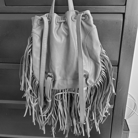 Fringe drawstring backpack - Picture 1 of 2